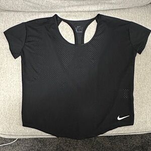 Nike Women's Black Short Sleeve Tee